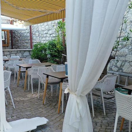 Neva Hotel Alaçatı Buitenkant foto