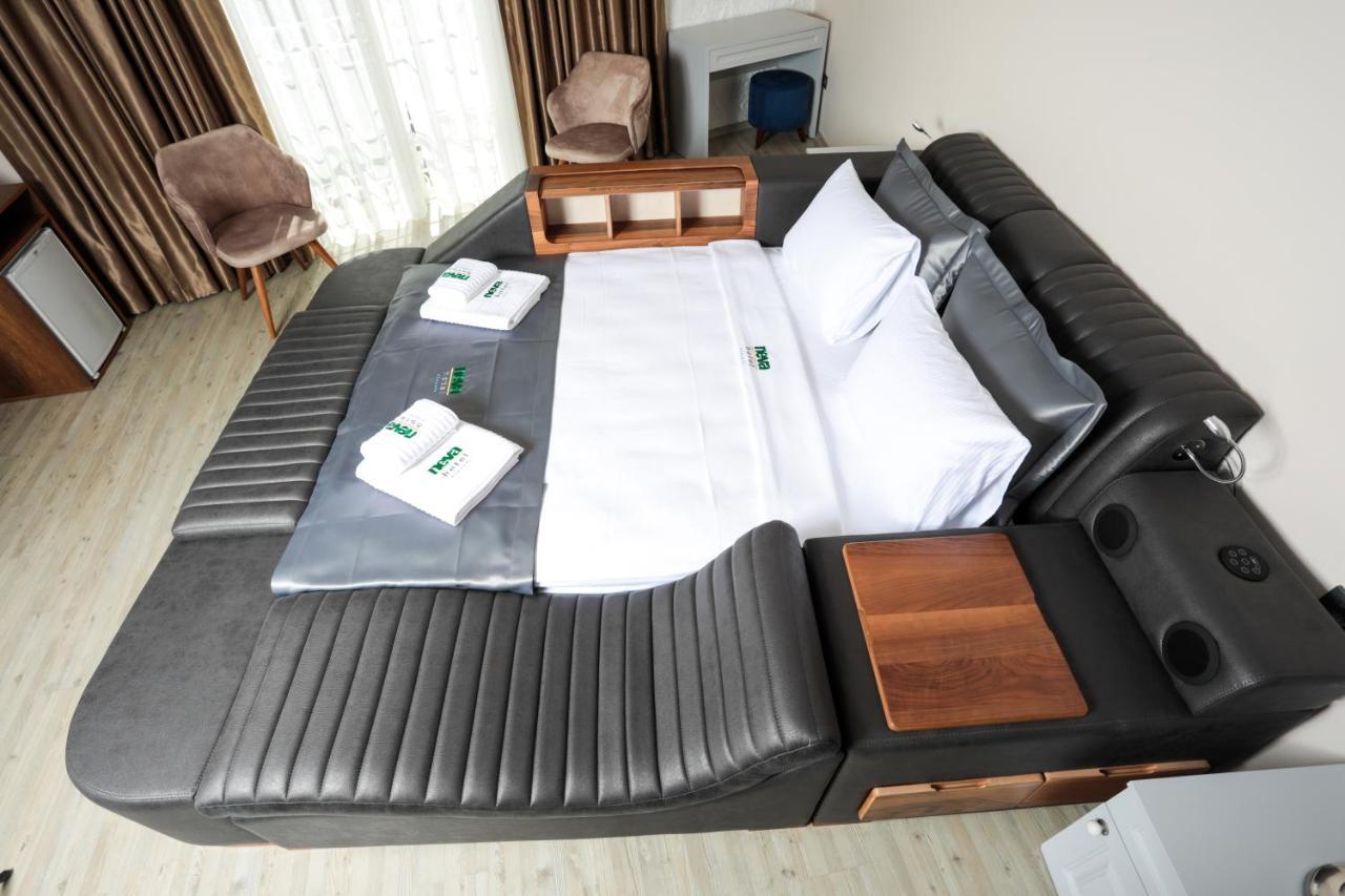Neva Hotel Alaçatı Buitenkant foto