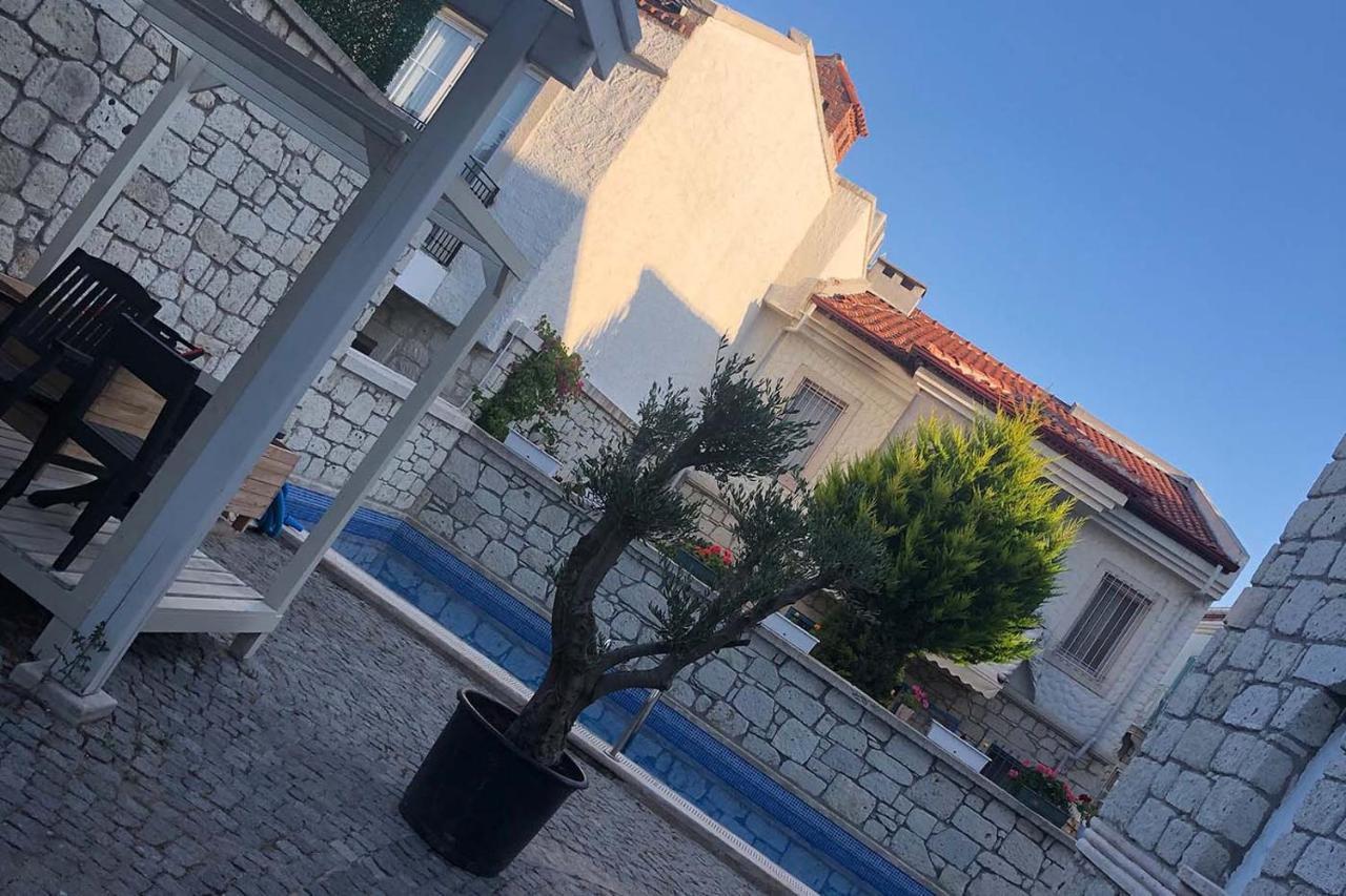 Neva Hotel Alaçatı Buitenkant foto