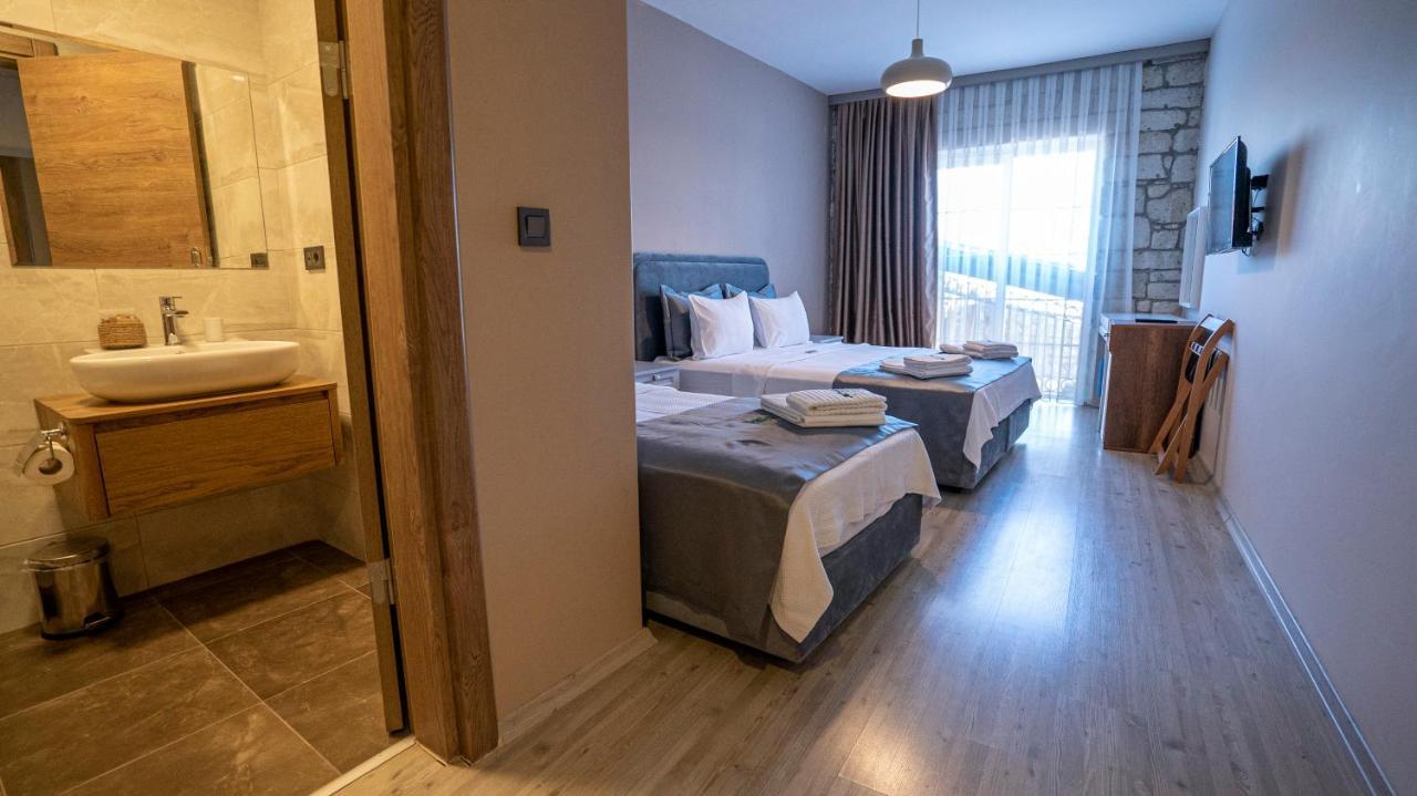 Neva Hotel Alaçatı Buitenkant foto