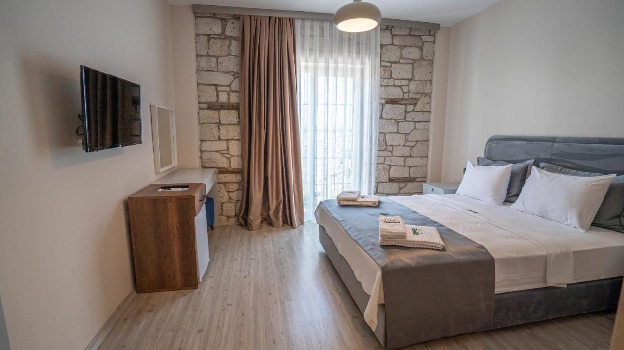 Neva Hotel Alaçatı Buitenkant foto